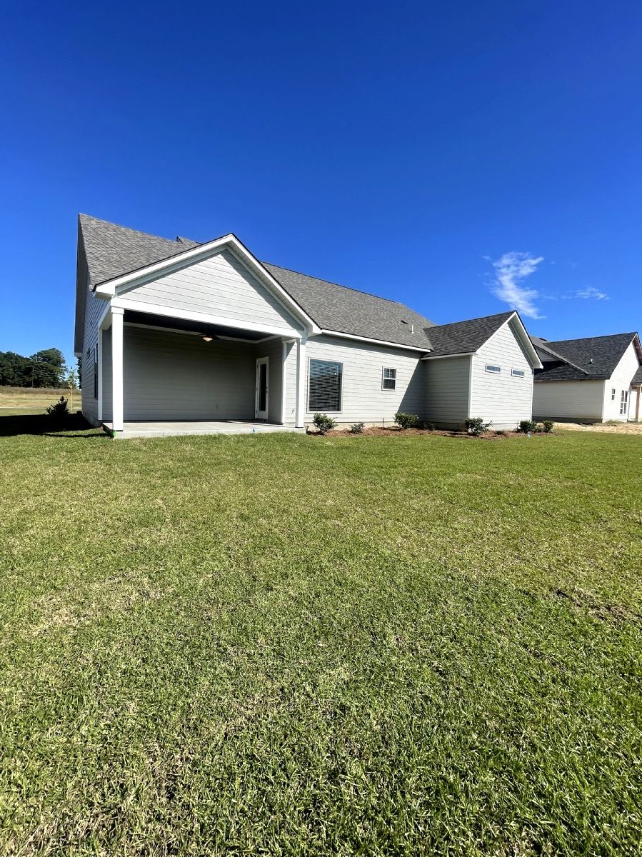 Mixon Floor Plan Custom Homes Backyard