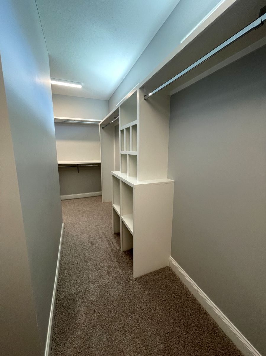 Mixon Floor Plan Custom Homes Master Closet