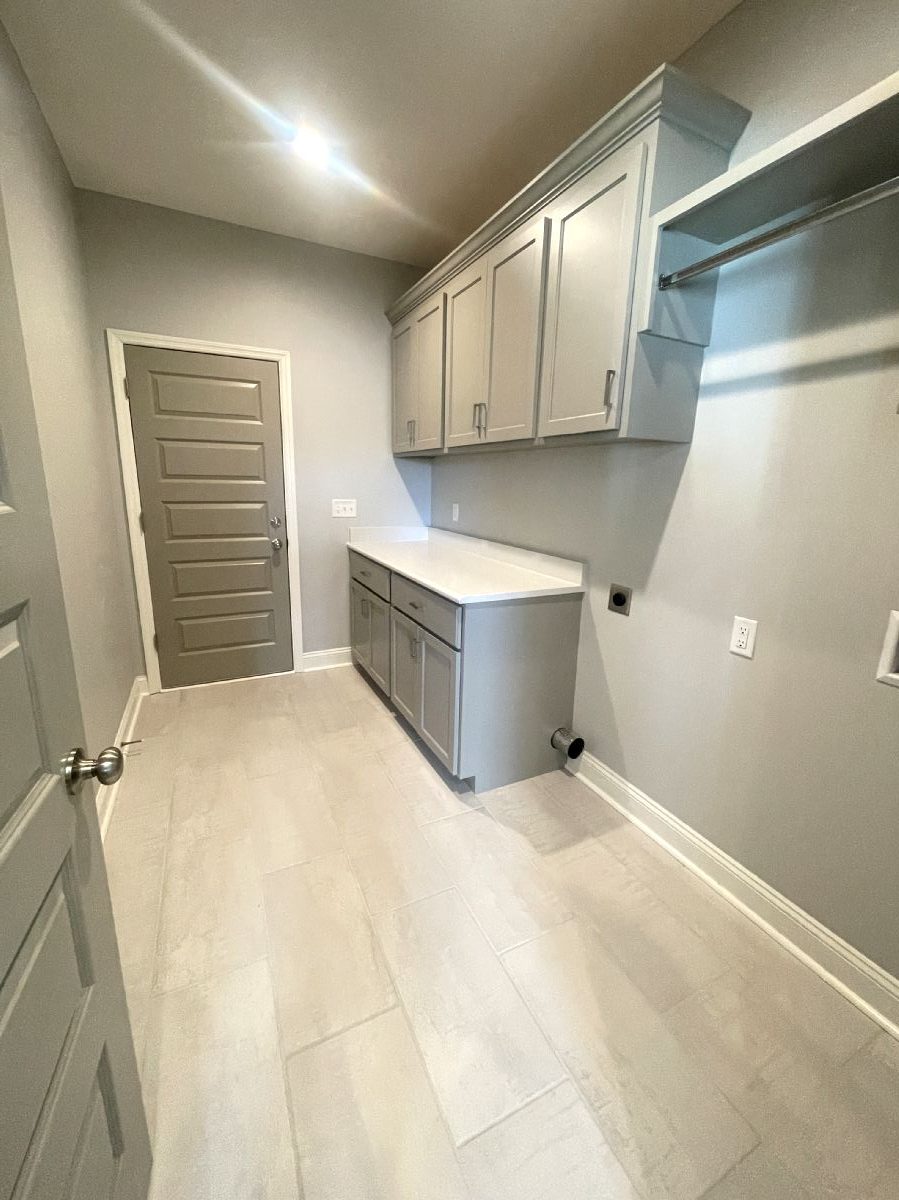 Mixon Floor Plan Custom Homes Laundry Room