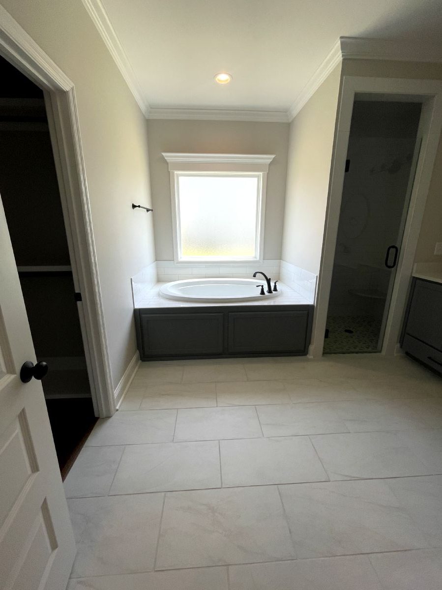 Eagle Floor Plan Custom Built Home Bathroom Soaker Tub