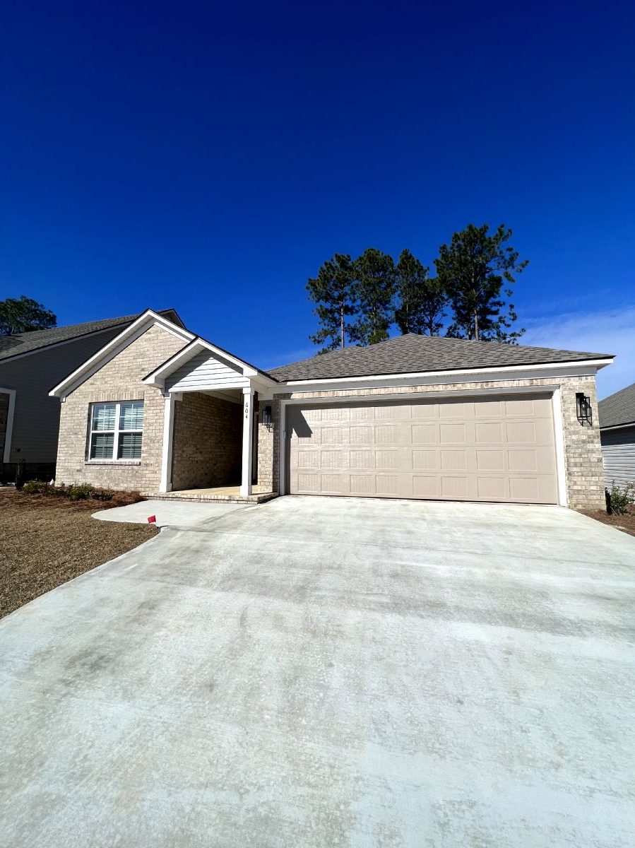 Osprey Custom Built House