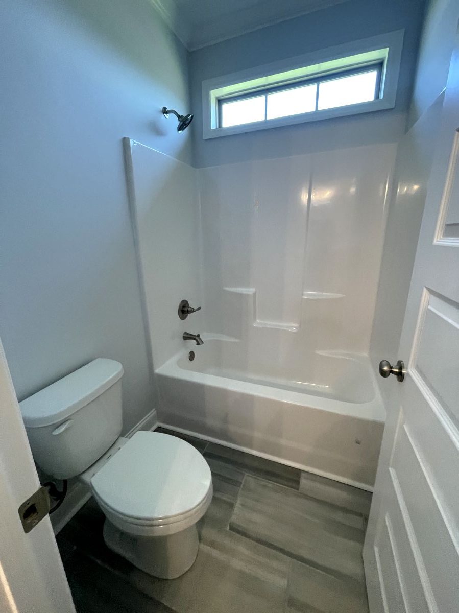 Sweet Pecan Custom Home Bathroom