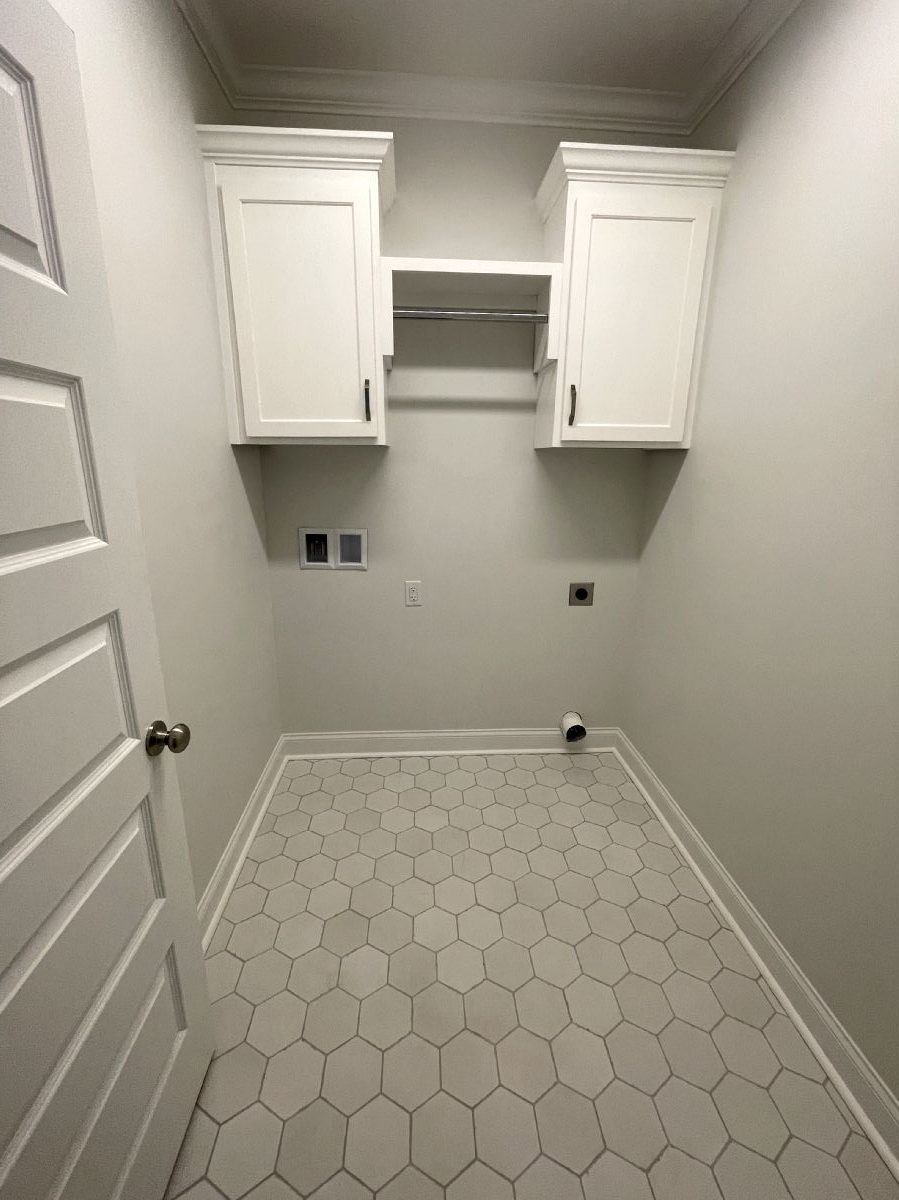 Sweet Pecan Custom Home Laundry Room